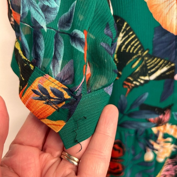 Green Floral Butterflies Mock Neck Sheer Short Sleeve Ruffle Maxi Dress Small - Picture 9 of 10